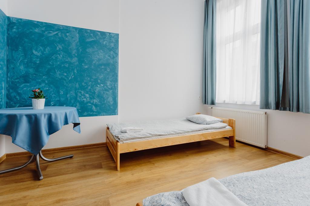 Tara Hostel *