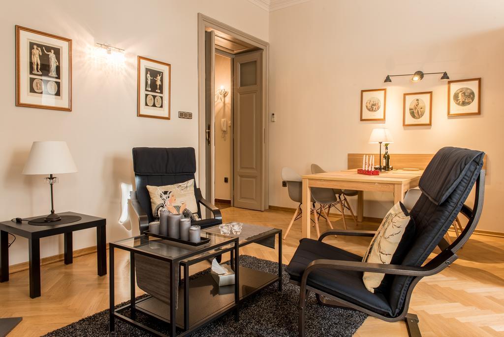 Apartment Apartament Avanti Roma