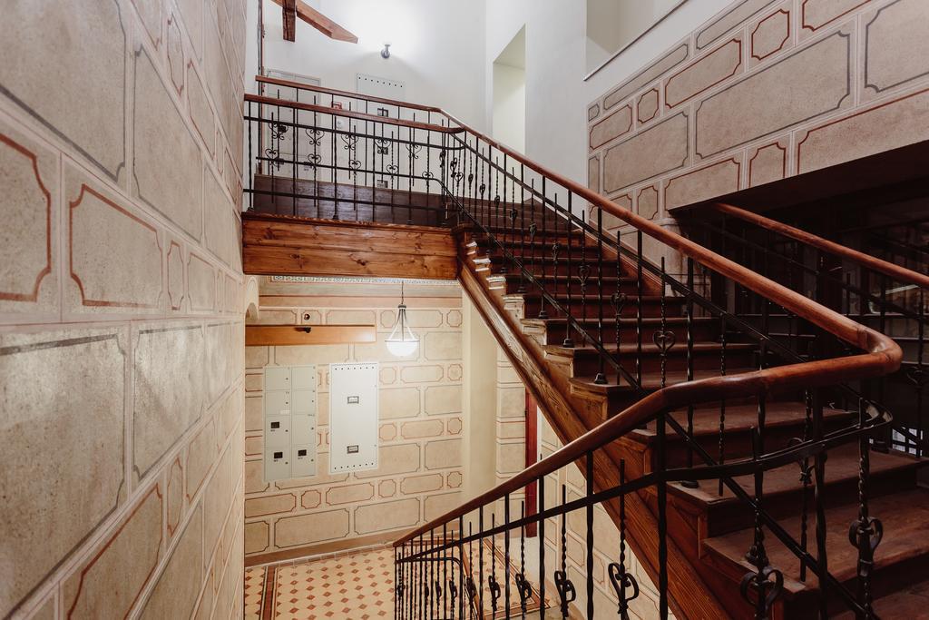 Atticus Apartment *
