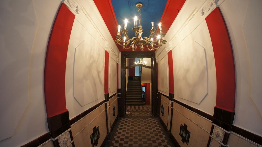 Metropolitan 3*