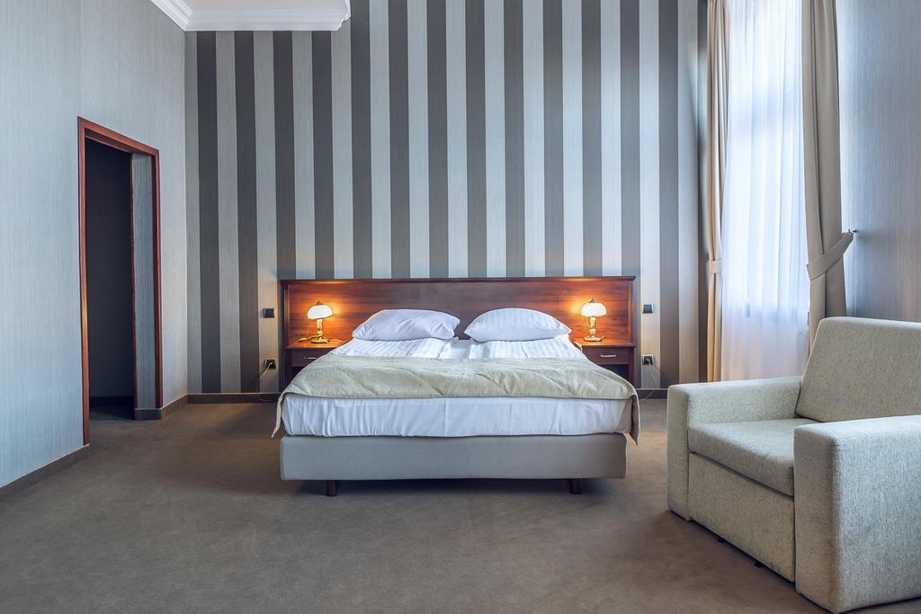 Royal 3* Krakow