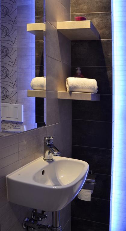 Appartement 777 *