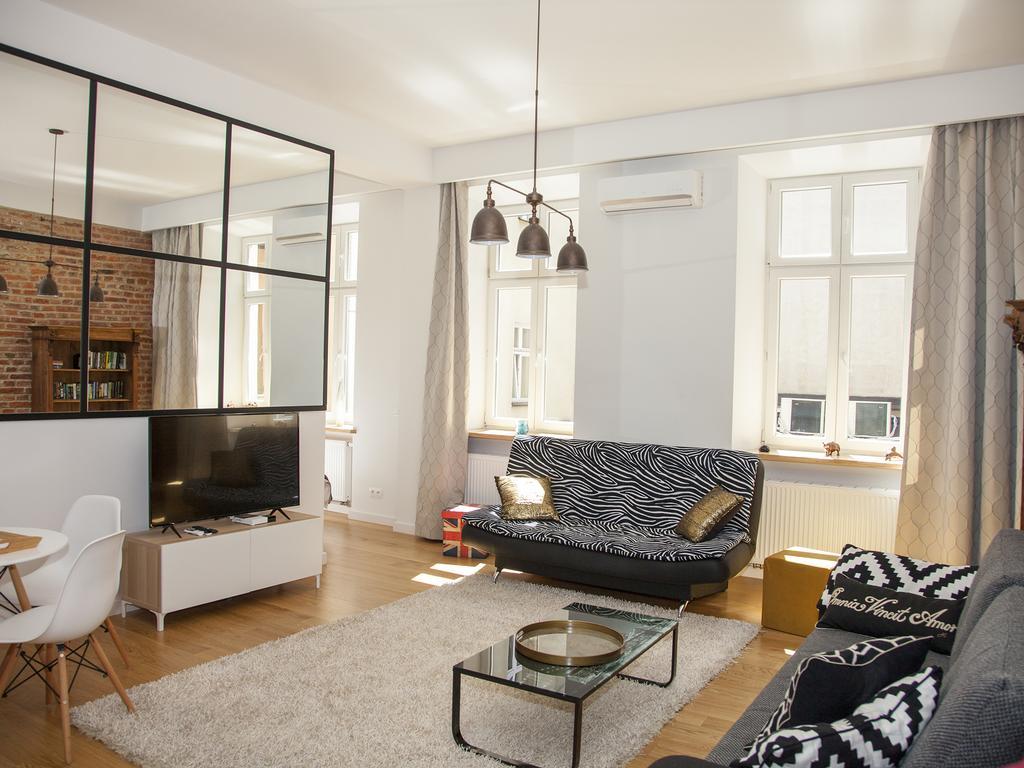 Bc7 Apartment