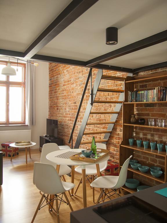 Bc7 Apartment