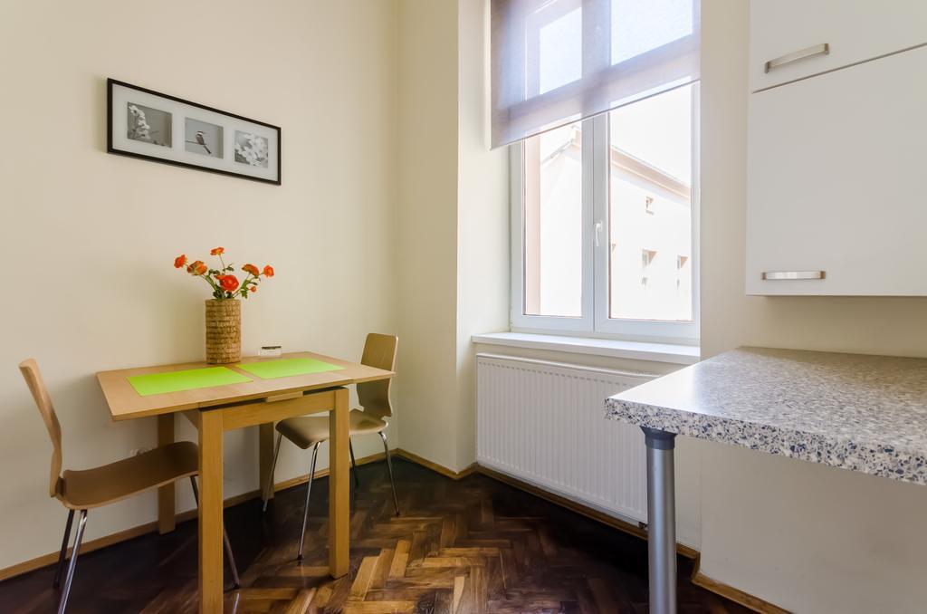 Apartment Fantasia *