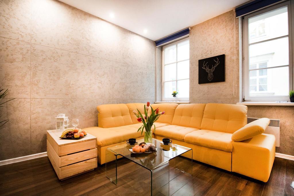 Prestigious Main Square Apartment
