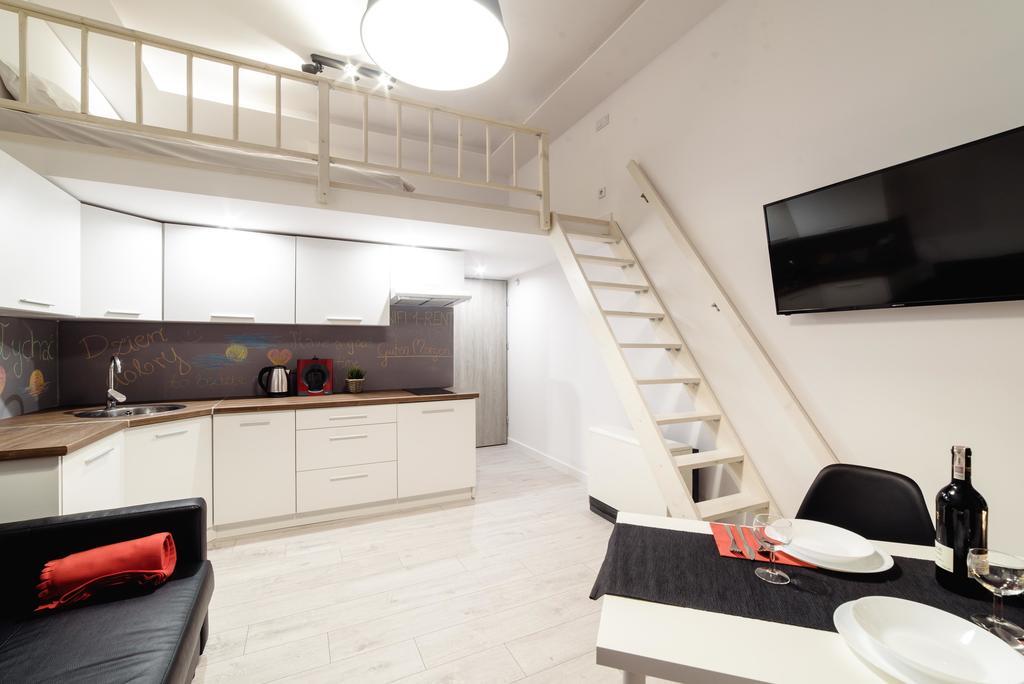 2 Nights - Great Location, Right Next To Main Rail And Bus Station, 10 Min To Main Square By Foot Aparthotel Krakau