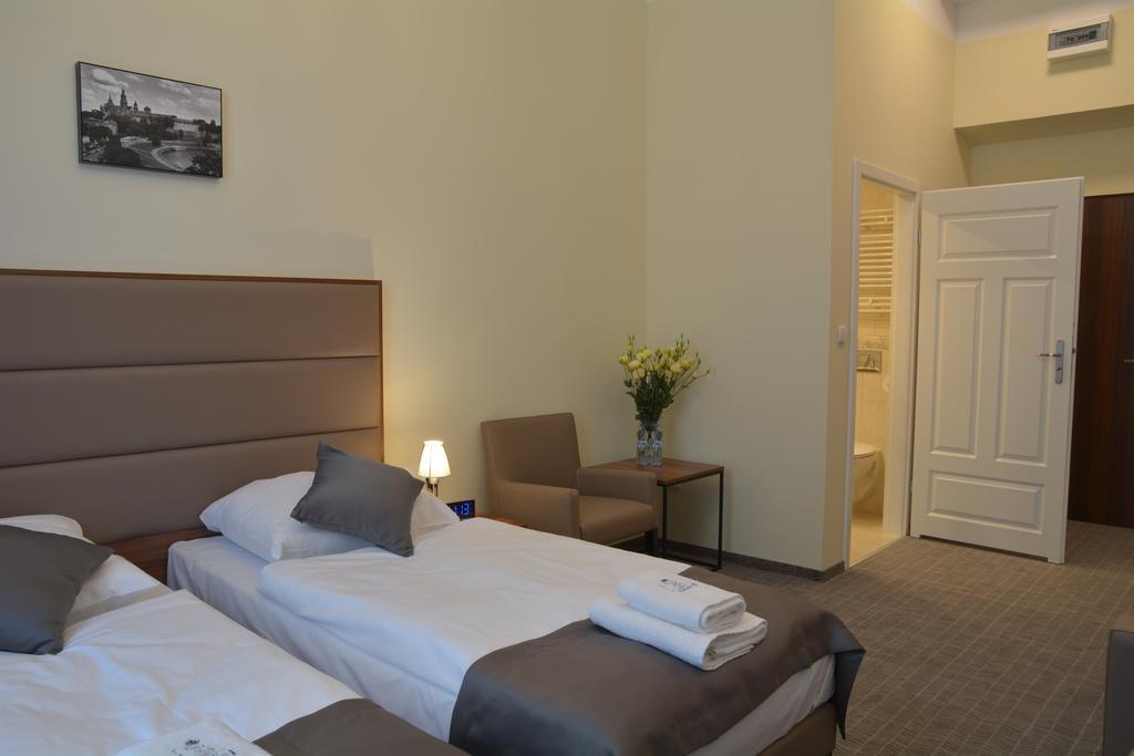 Old Town Aparthotel 3*