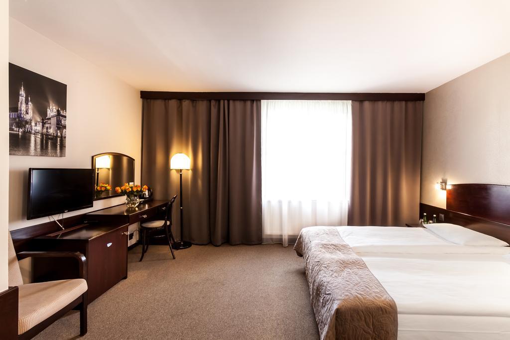 Go Cracow Resort 3*
