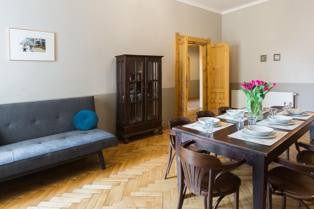 Hotel apartamentowy Antique Plac Szczepański Kraków