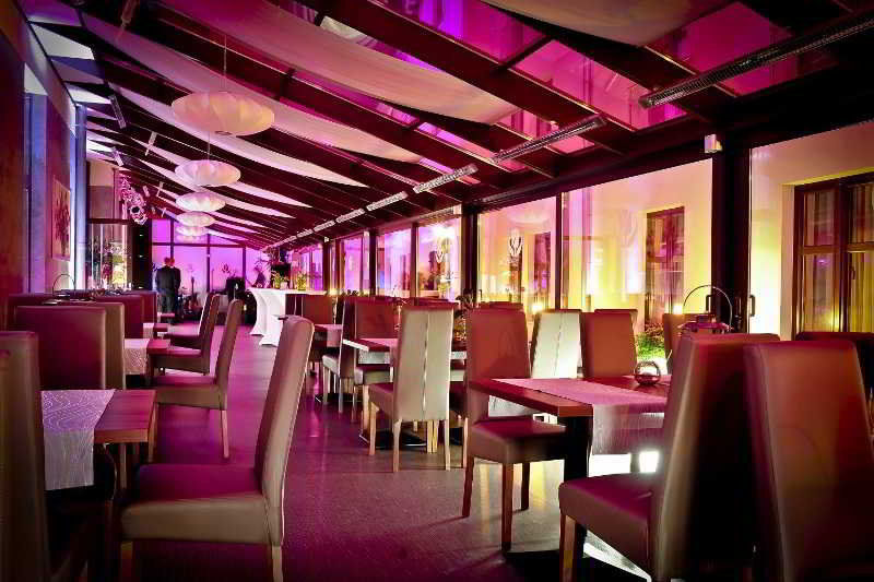 Golden Tulip Center 4*