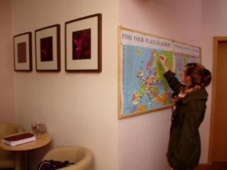 Euro-room & *