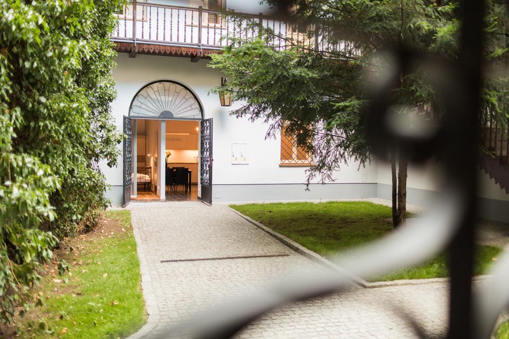 Sewa Apartamento *