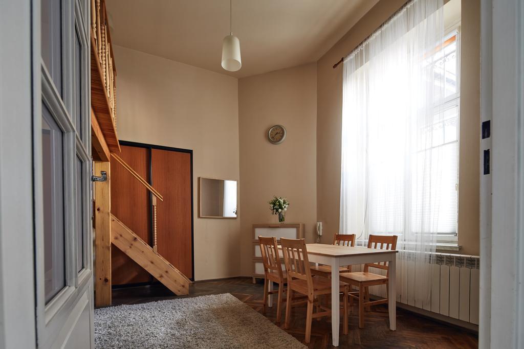 Apartment Sleepwellpl