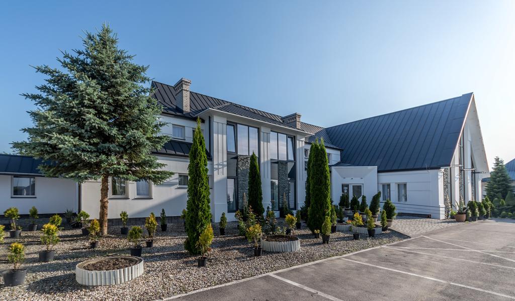 Junior Hotel 3*
