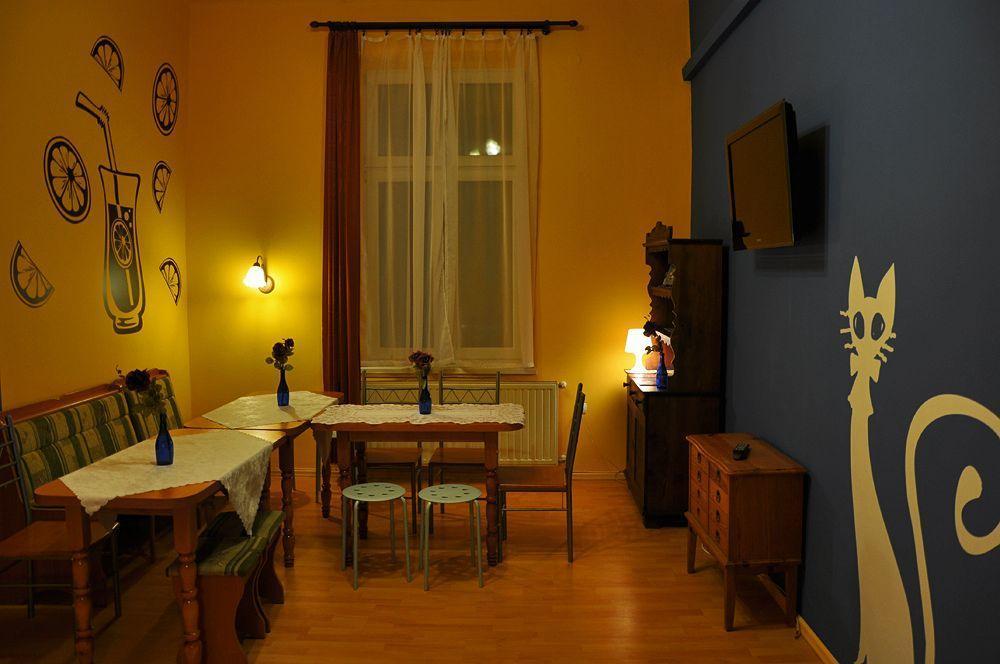 Tara Hostel