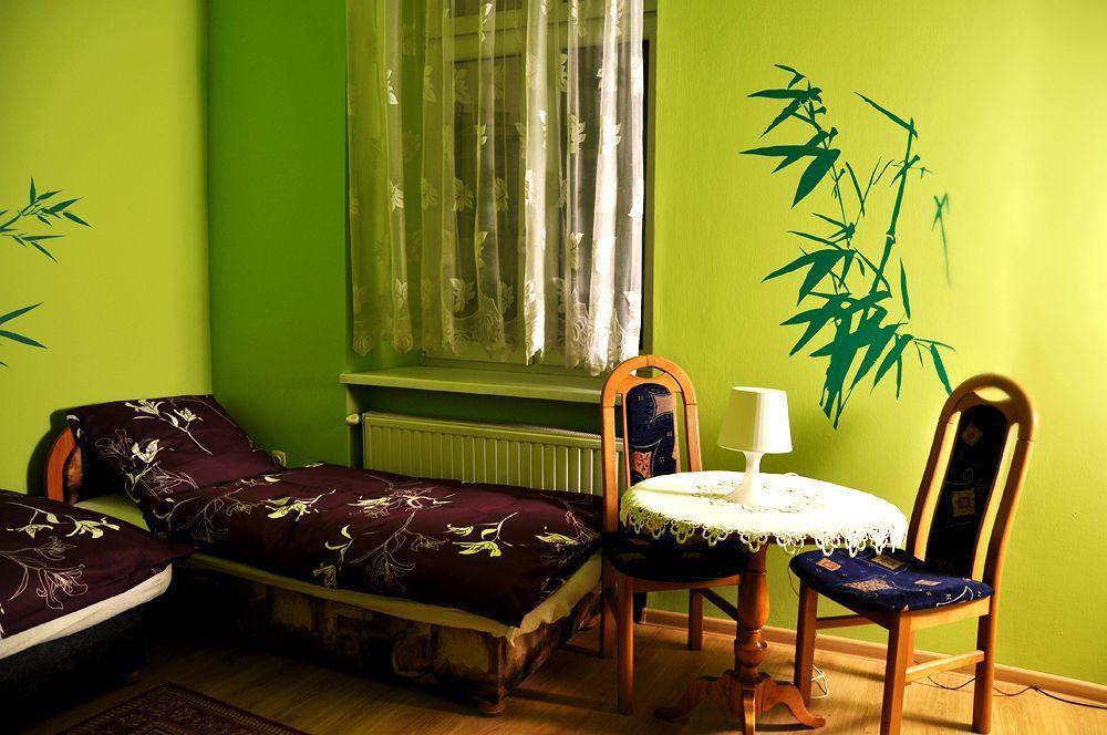 Tara Hostel *