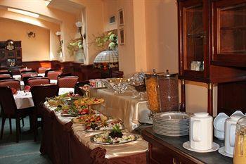 Secesja Hotel 3*