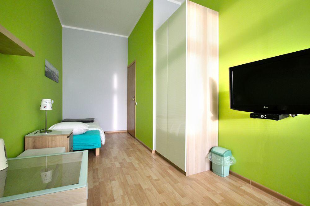 Rainbow 3 Apartment *