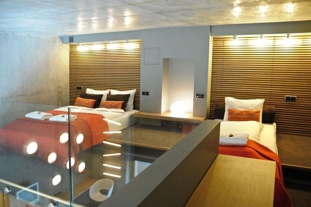 Angel Plaza Apartment