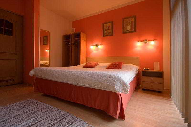 Hotel Rezydencja Krasickiego 24