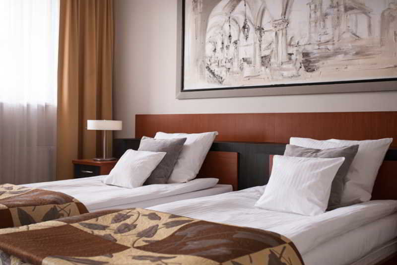 Benefis Boutique 3*