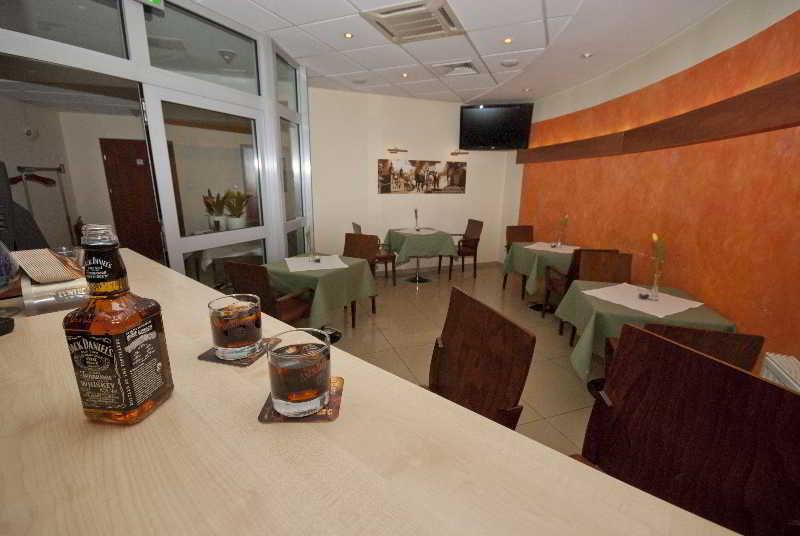 Hotel H6 Major Travel & Business, Free Parking 3*