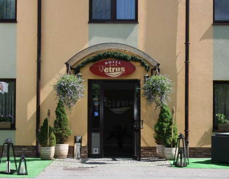 Petrus