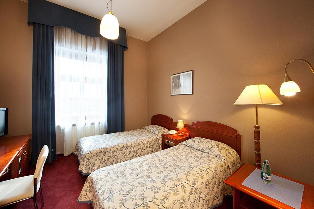 Aparthotel Blue Swan 3*