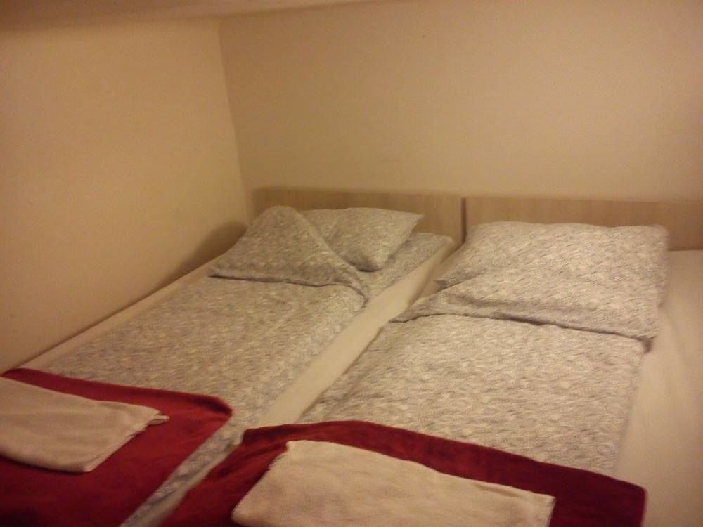 Euro-room & Apartment *
