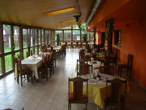 Hotel Bona 2*