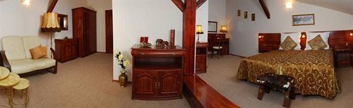 Old Time Hotel 3*