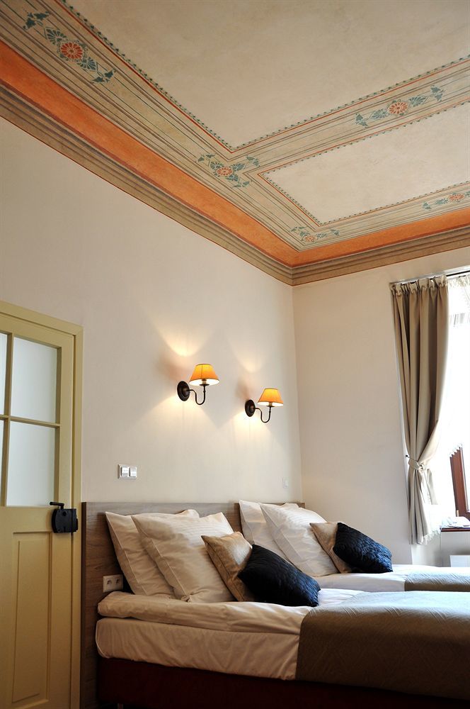 Santi 4* Krakow
