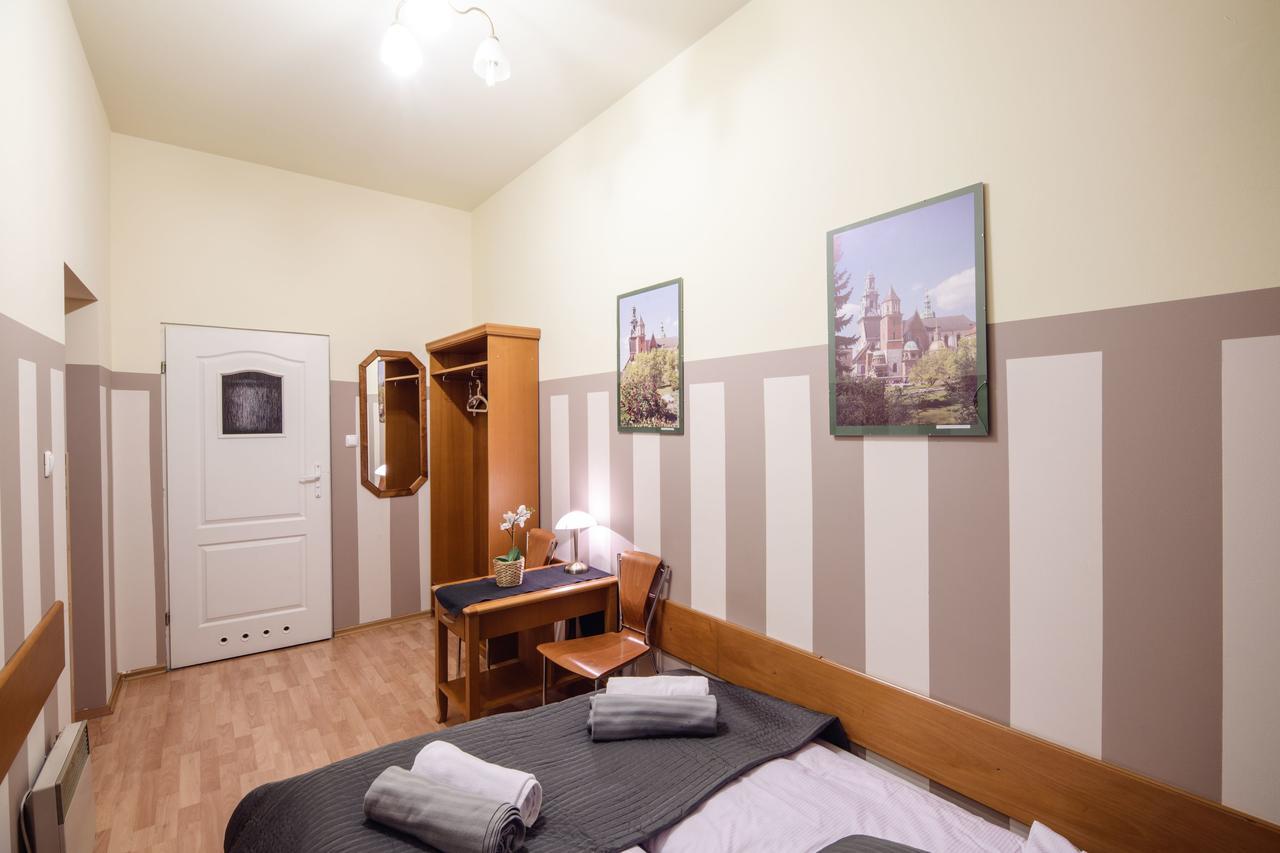 Golden Lion Guest Szewska 19 Aparthotel 3*
