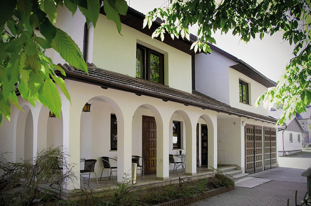 4.couples&4.friends Bed & Breakfast 2*
