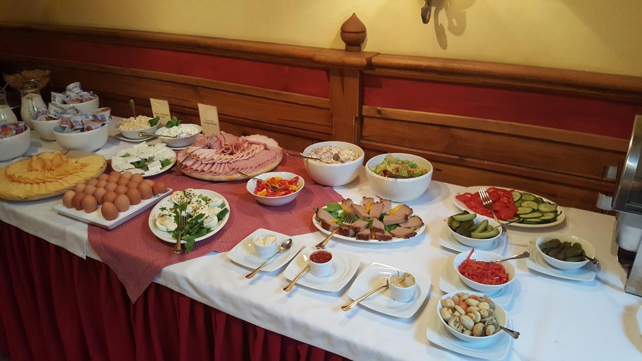 Hotel Rezydent 3*