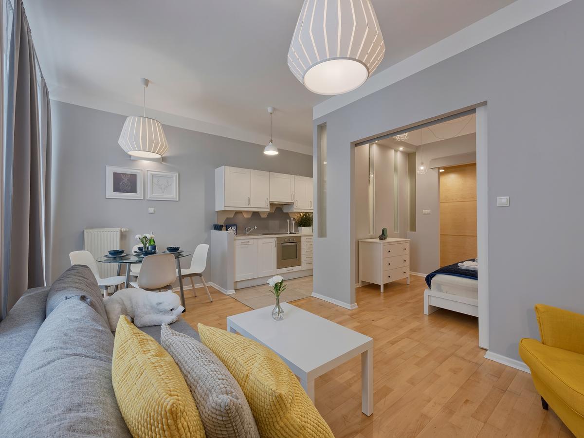 Around Market Square Apartment
