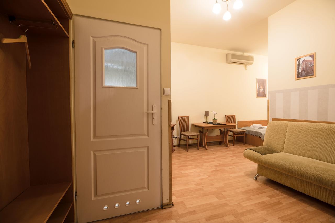 Golden Lion Guest Szewska 19 3* Krakow