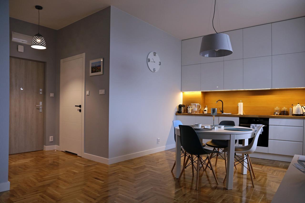 Grey Kosciuszko Apartment *