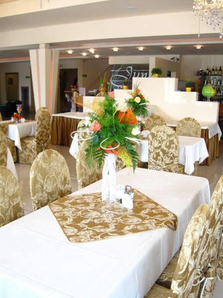 Hotel Junior