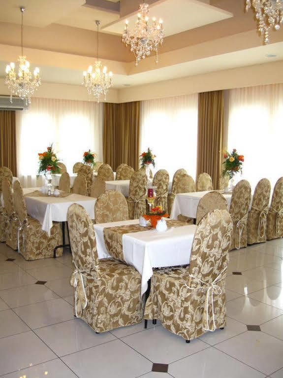 Hotel Junior 3*
