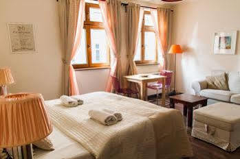 Lounge Hotel