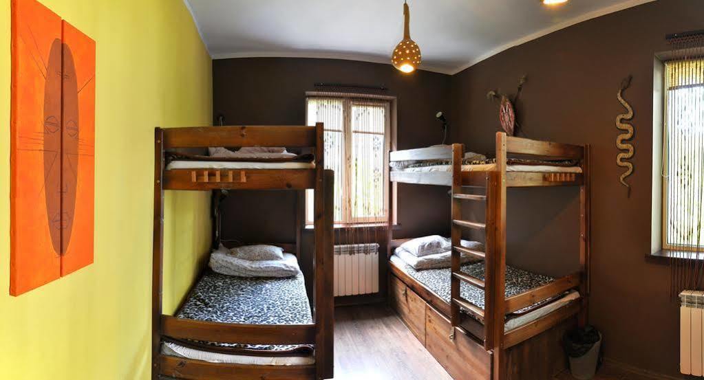 Albergue Mundo *