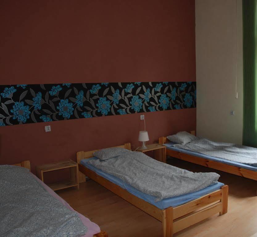 Krakowskie Klimaty Hostel *