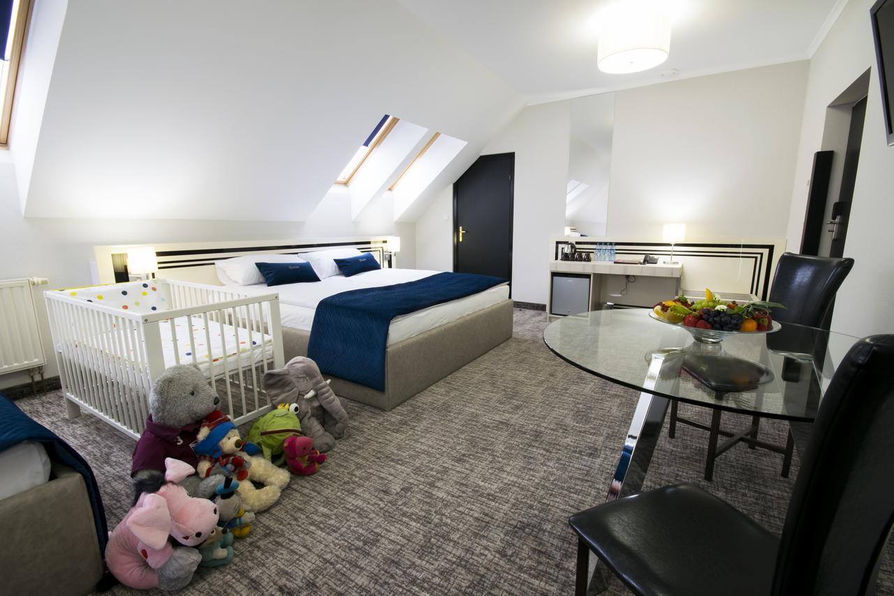 Aparthotel Kontrast