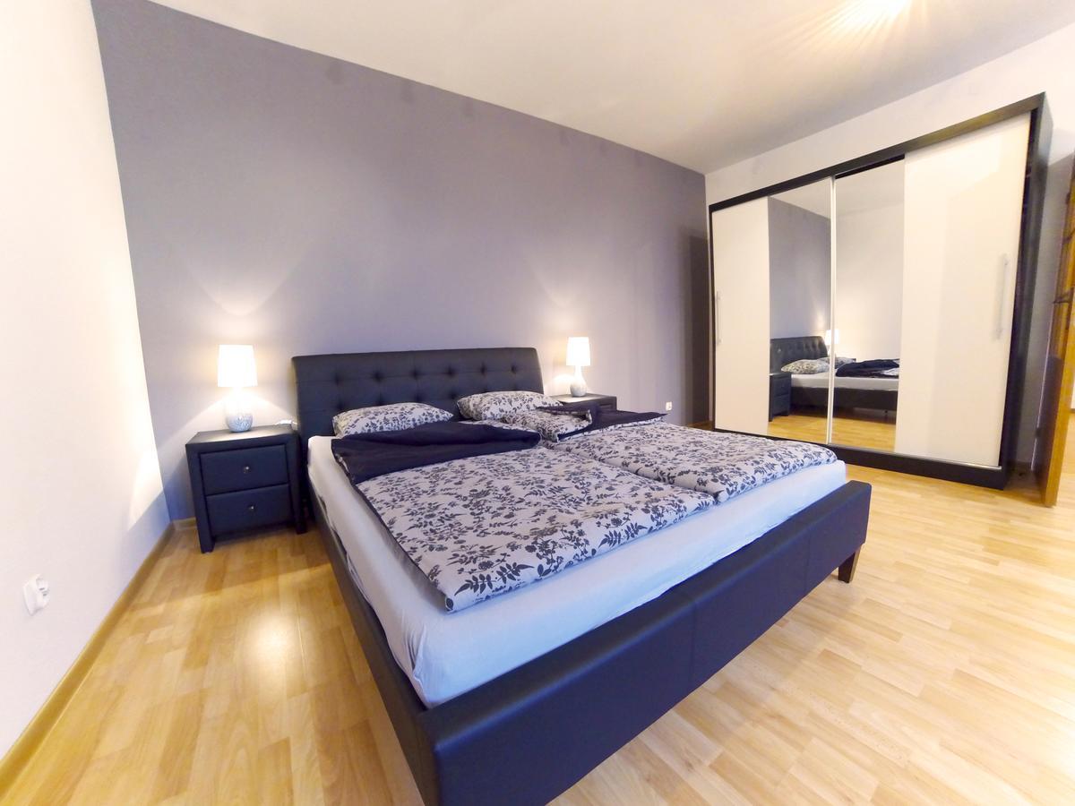 Apartment Meyo At Main Square *