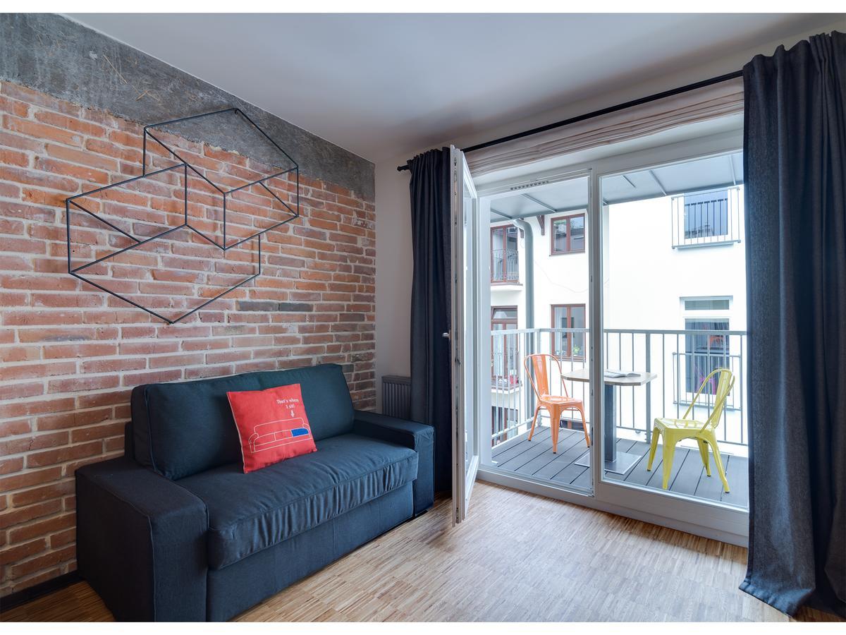 Well Well Aparthotel 3*