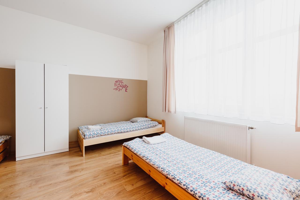 Hostel Tara *
