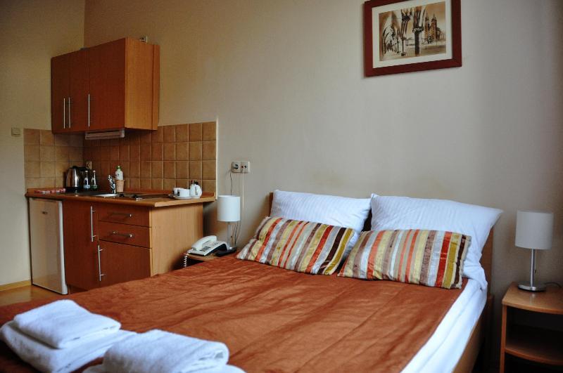 Maly Aparthotel