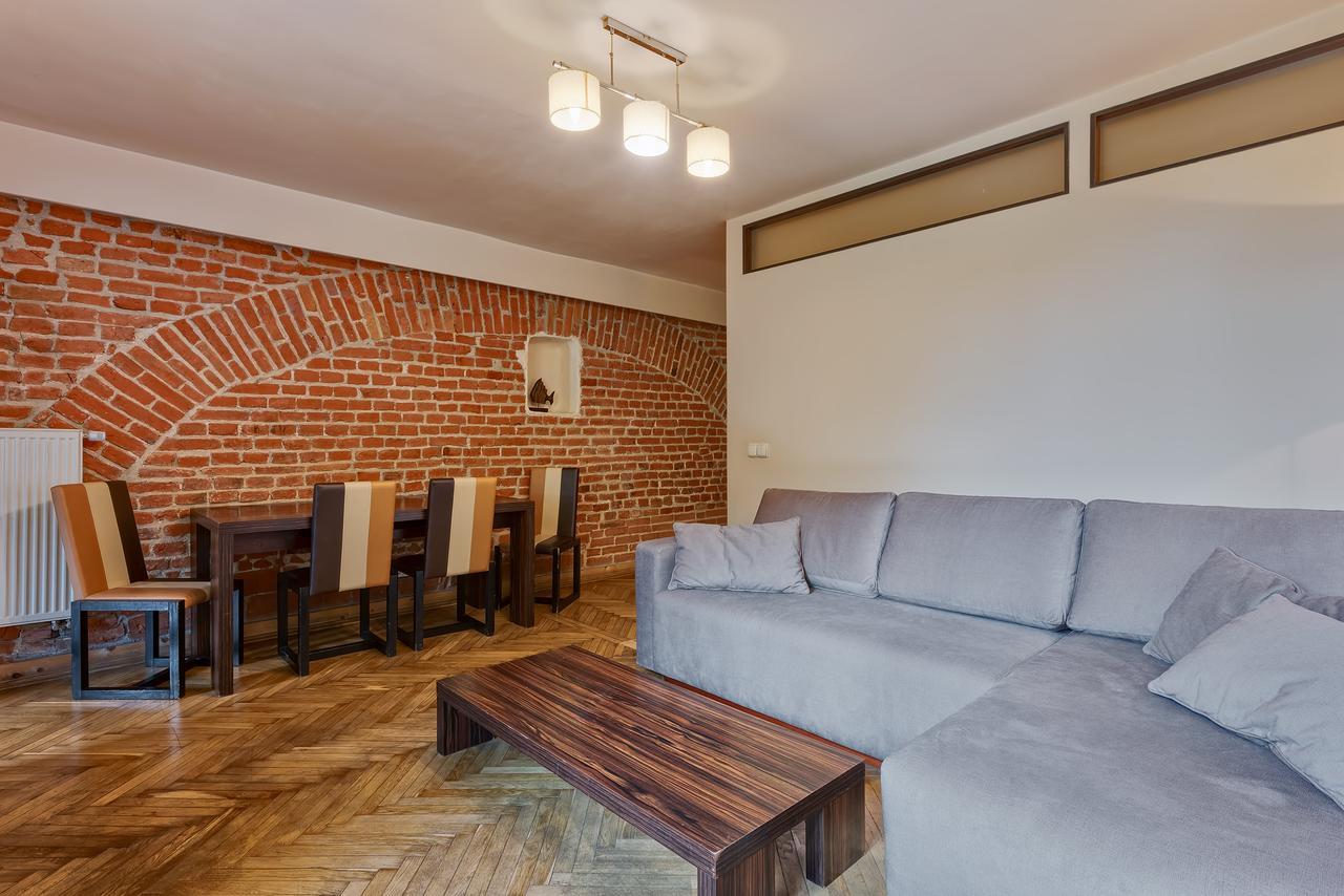 Aparthotel For Main Square